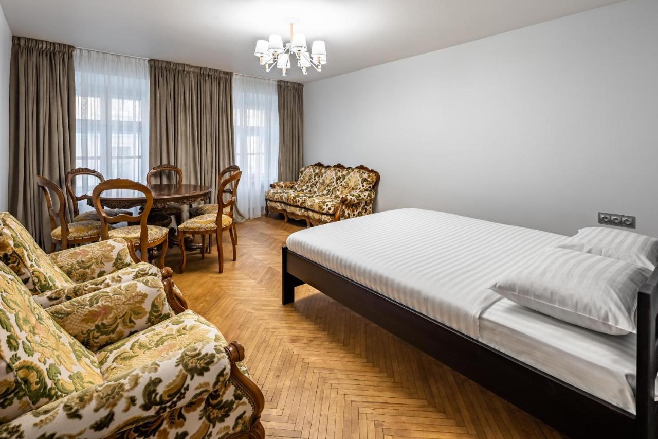 Romari Apartment Вірменська Lviv Dış mekan fotoğraf